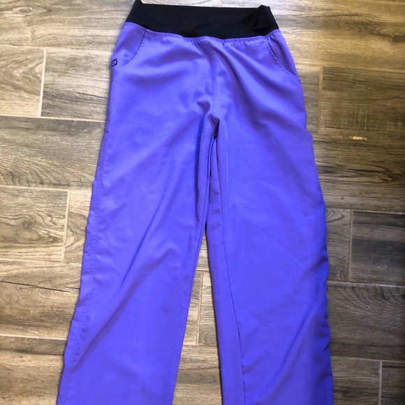 Purple wonderwink scrub bottoms - Picture 1 of 2